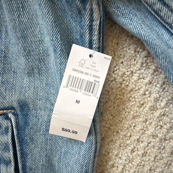 GAP Light Blue Jean Jacket - Picture 4 of 4